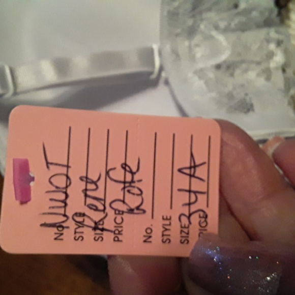 Feminine NWOT 34A Sexy Rene Rofe White Padded underwire Push Up Bra - Picture 9 of 10